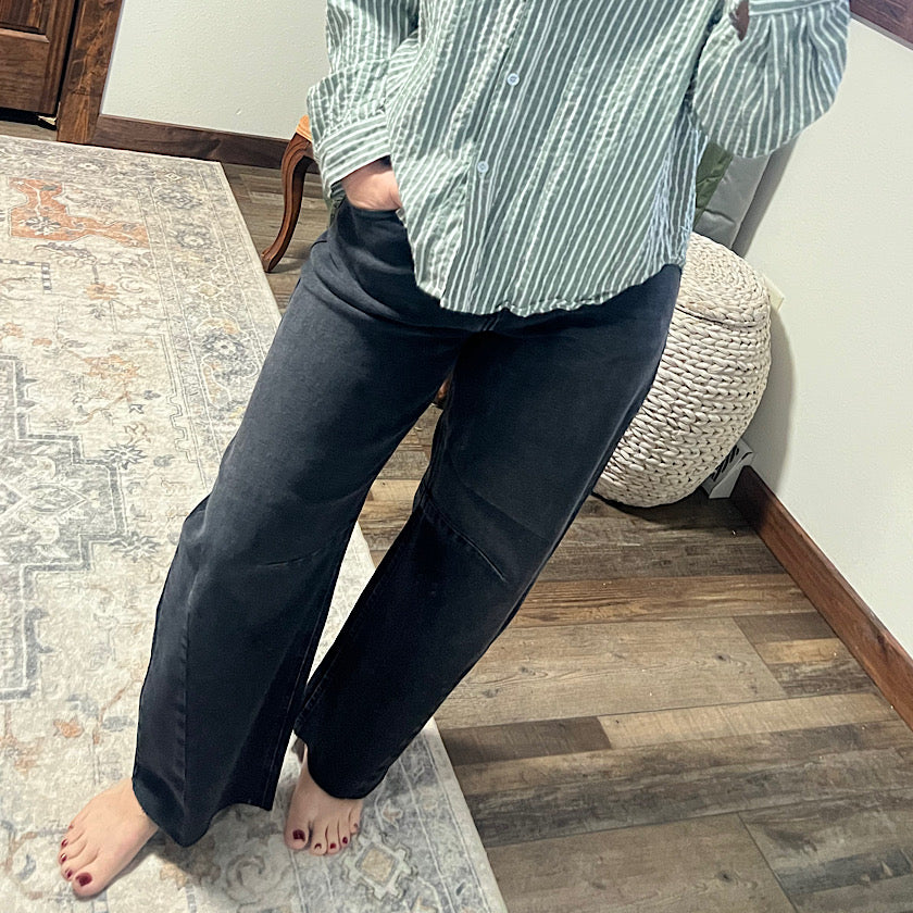 Just Black Denim Black Barrel Jean 27"