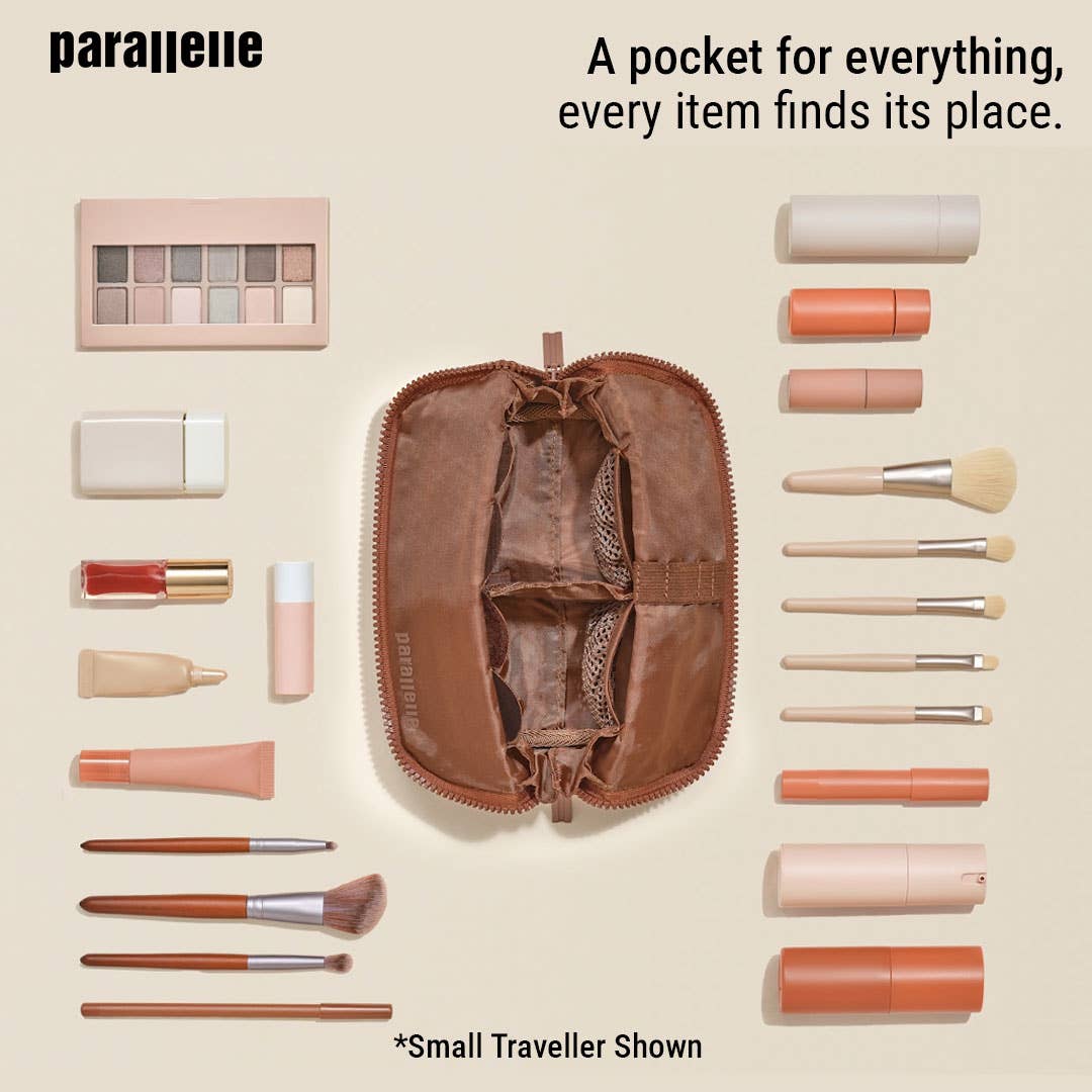 Parallelle - The Small Vicuna Traveller