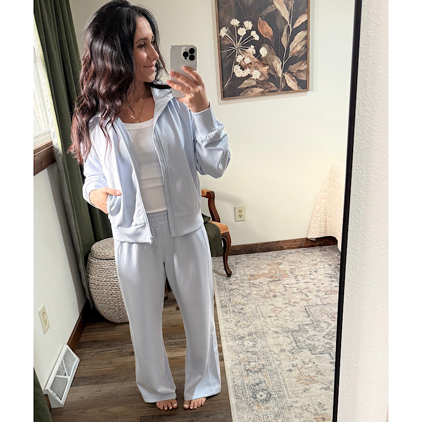 Luxe Sand Wash Rib Wide Pants in Halogen Blue