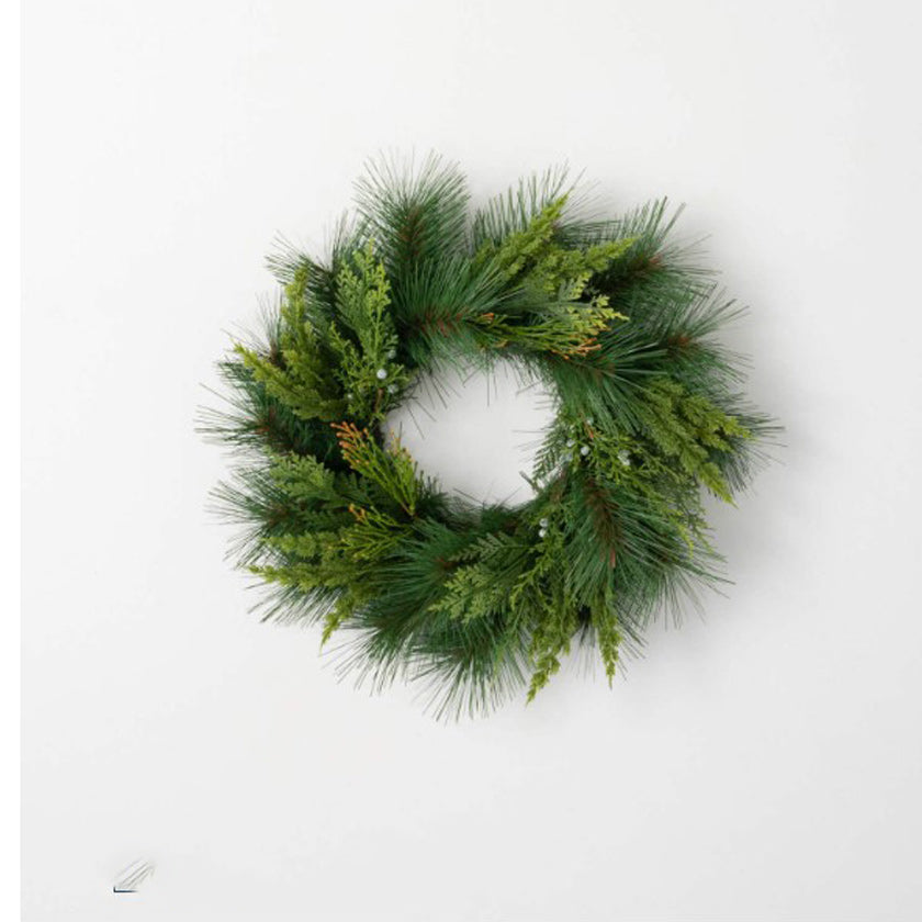 A clever mixture of lush pines is paired beautifully with juniper & berries to create this wintery classic. Sized at 6.5"