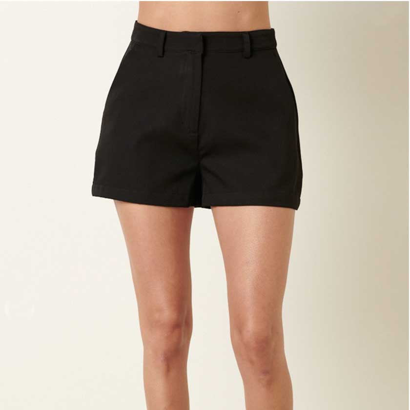 These black tailored shorts are made of woven fabric and have a hook and eye and zipper closure. Pockets.