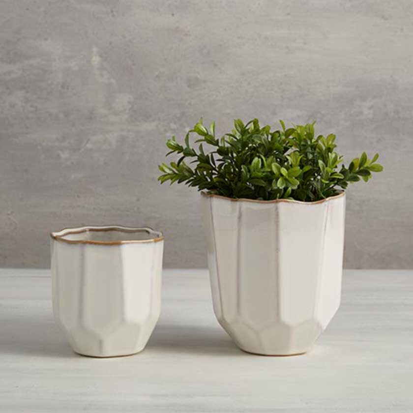 Classic White Pot