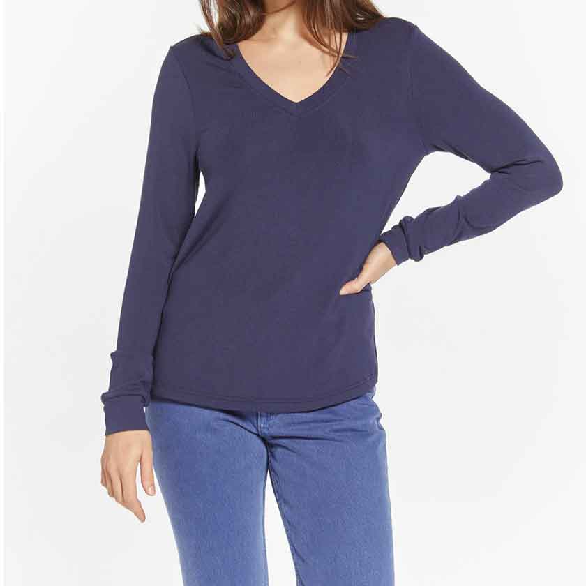 V neck top in navy. Cuffed sleeves.